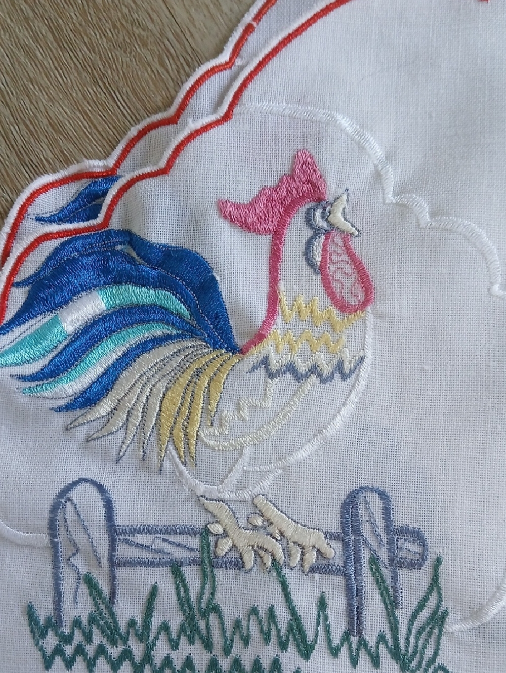 Regina Designer Embroidered Rooster Decorative Textile Multi-color Place Mats